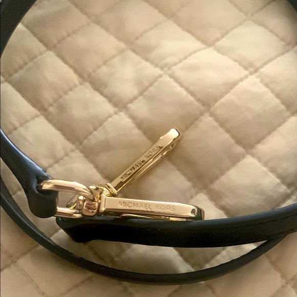 Michael Kors Black and Gold bag strap - Picture 2 of 10